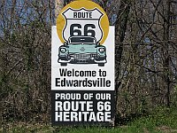 USA - Edwardsville IL - Welcome Sign (11 Apr 2009)